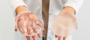 Les nouvelles avancées en prothèses mammaires et en esthétique